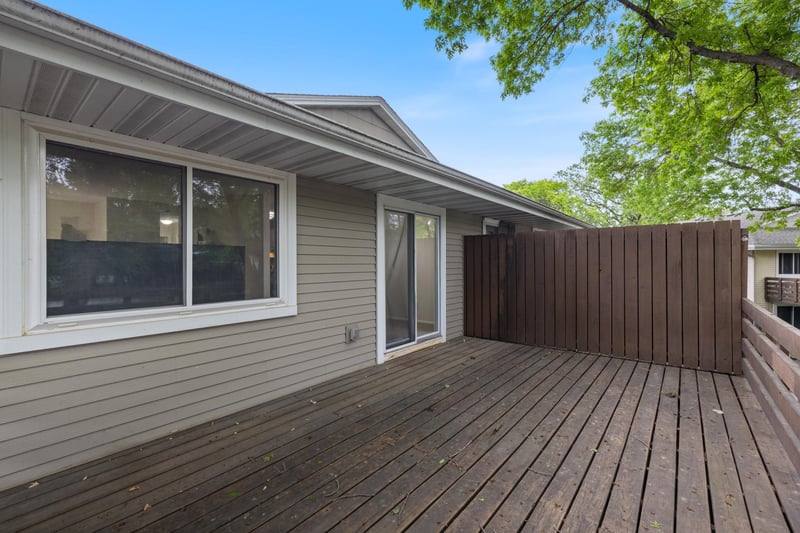 9619 Ensign Cir, Bloomington, MN 55438