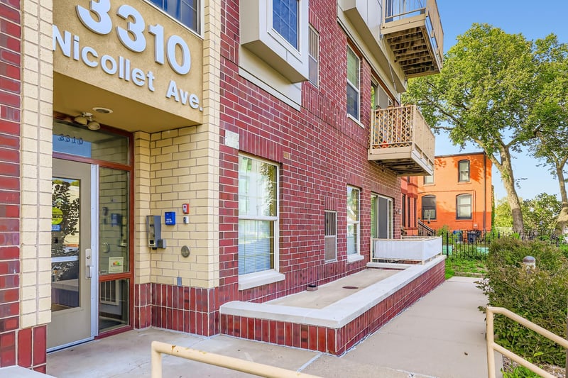 3310 Nicollet Ave #109, Minneapolis, MN 55408