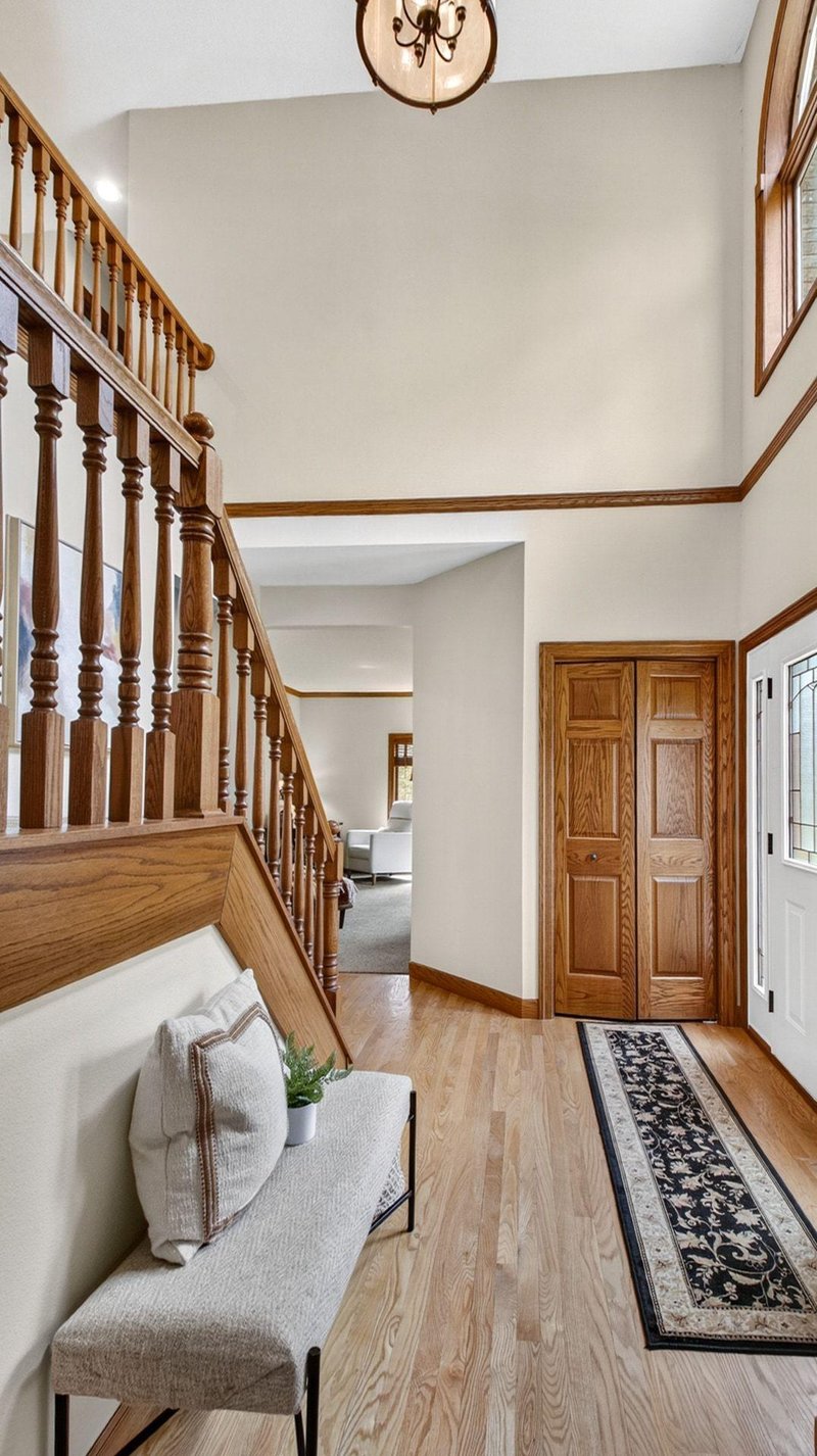 S7935 Jamie Ln, Eau Claire, WI 54701