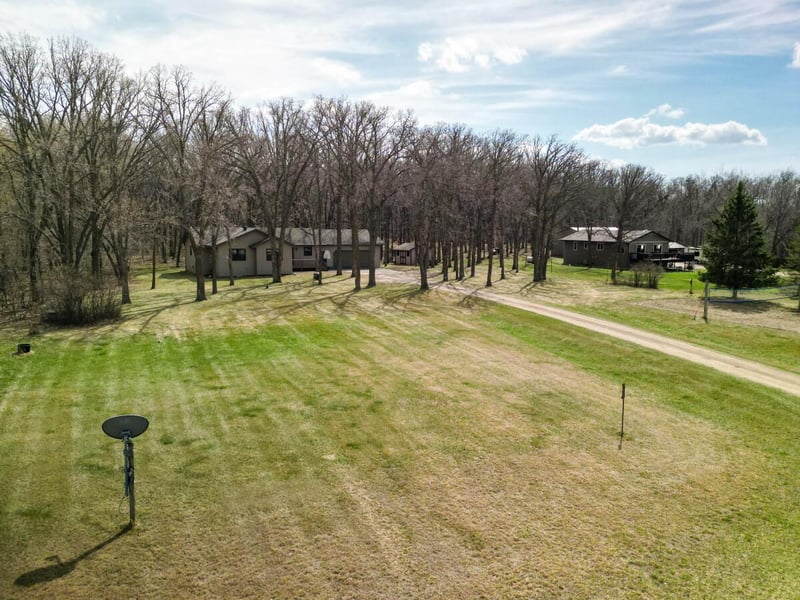 40142 244th St, Battle Lake, MN 56515