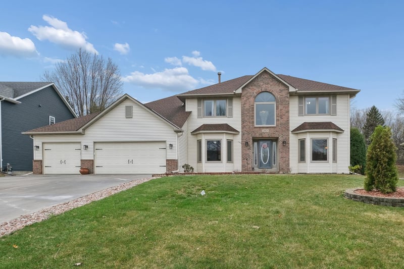 10924 Andover Ct, Inver Grove Heights, MN 55077