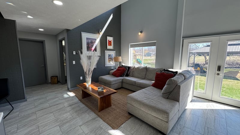 241 Pleasant St, Dexter, MN 55926