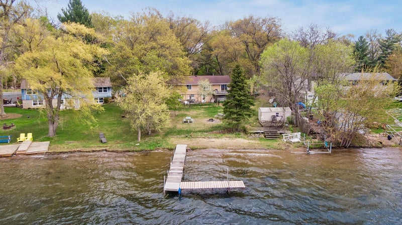 9397 Jane Rd N, Lake Elmo, MN 55042