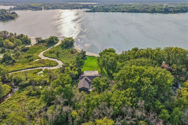 7397 Old Mill Rd, Hugo, MN 55038