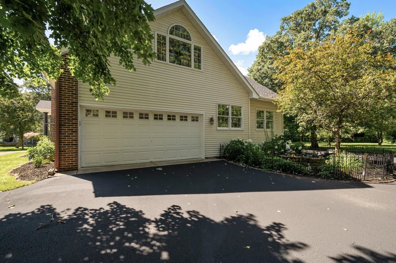 38104 Everton Ave, North Branch, MN 55056