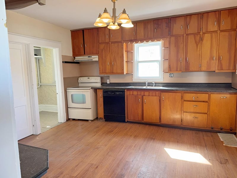 1708 Laurel St, Brainerd, MN 56401