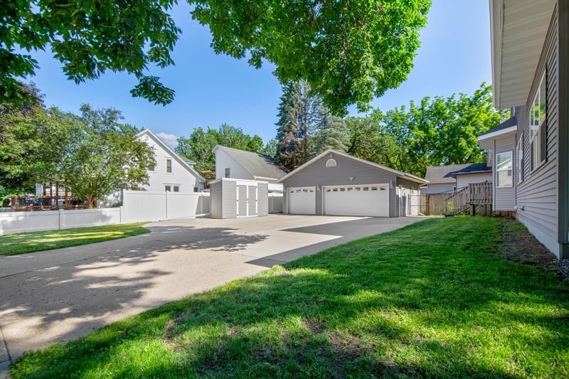 514 State St N, Waseca, MN 56093