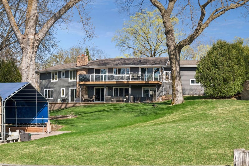 2707 Walters Port Ln, Orono, MN 55331