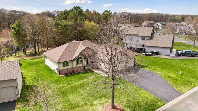 972 Kelly St, Circle Pines, MN 55014