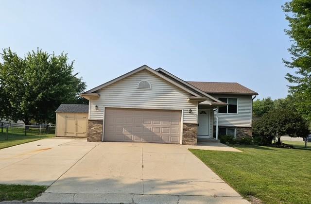 2300 22nd Dr SW, Austin, MN 55912