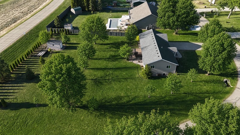 4806 22nd St NE, Willmar, MN 56201