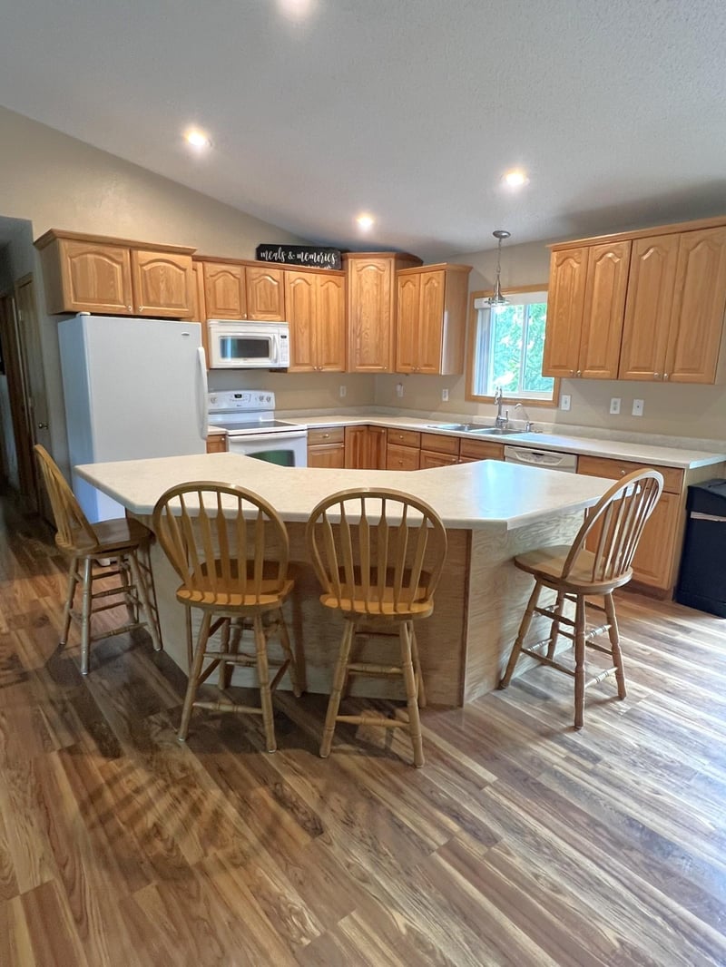 4806 22nd St NE, Willmar, MN 56201