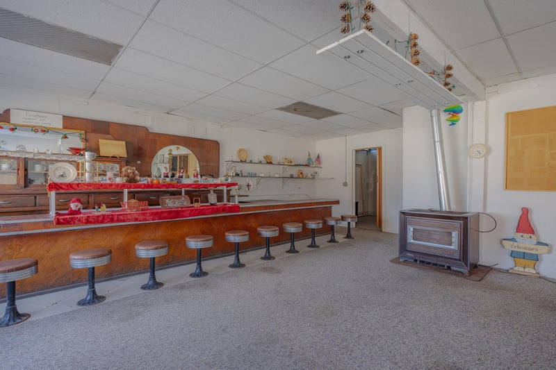 211 Front St NW, Sunburg, MN 56289