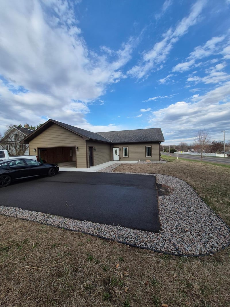 1000 10th Ave NE, Sauk Rapids, MN 56379