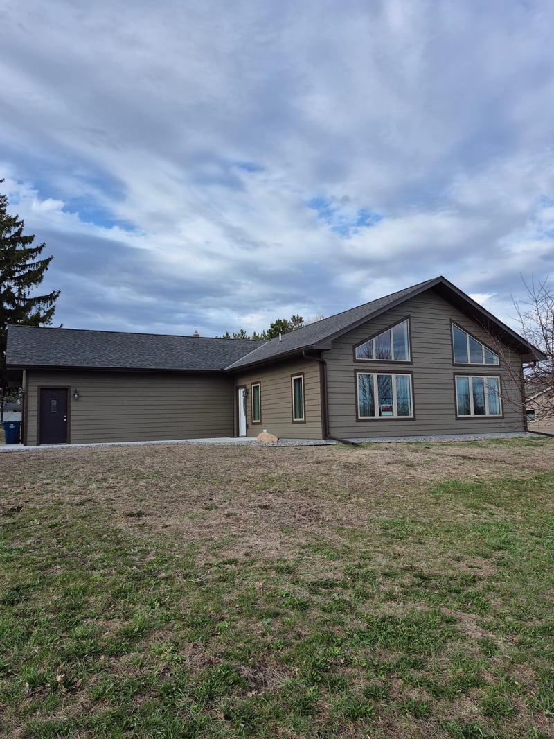 1000 10th Ave NE, Sauk Rapids, MN 56379
