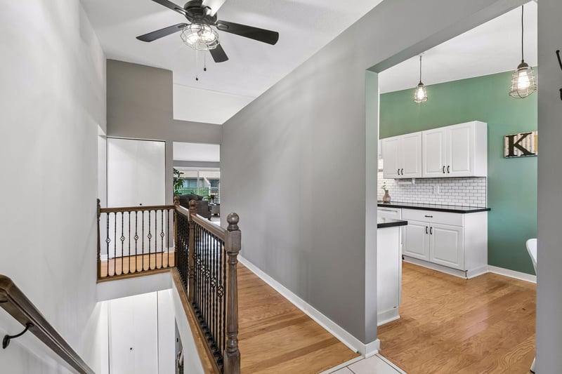 1432 Arden View Dr, Arden Hills, MN 55112