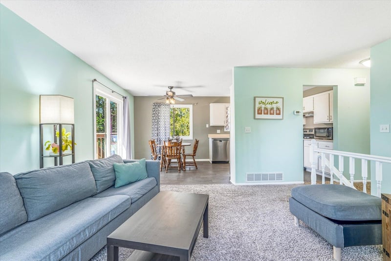 5765 Otter View Trl, White Bear Twp, MN 55110