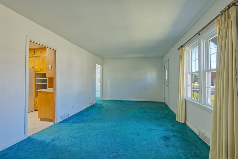 100 Hickory St S, Lester Prairie, MN 55354