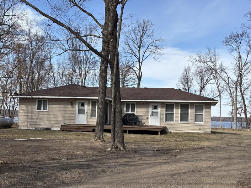 32896 South Shore Dr, Ottertail, MN 56571