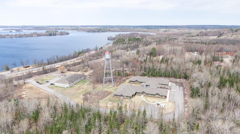 4576 Lake St, Orr, MN 55771