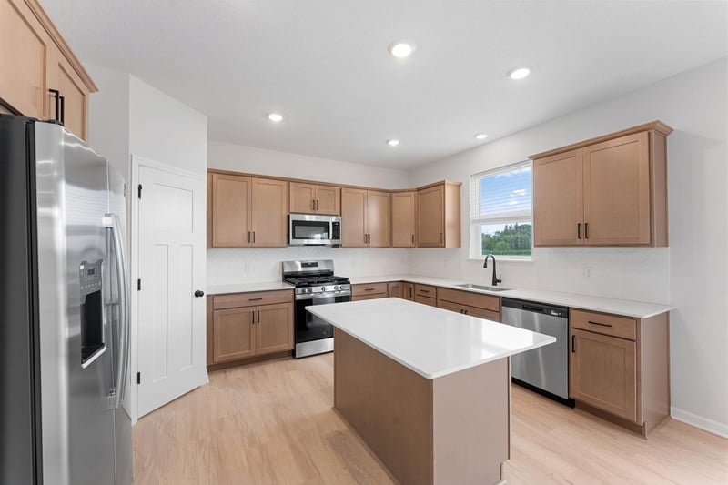 421 James Pw, Elko New Market, MN 55054