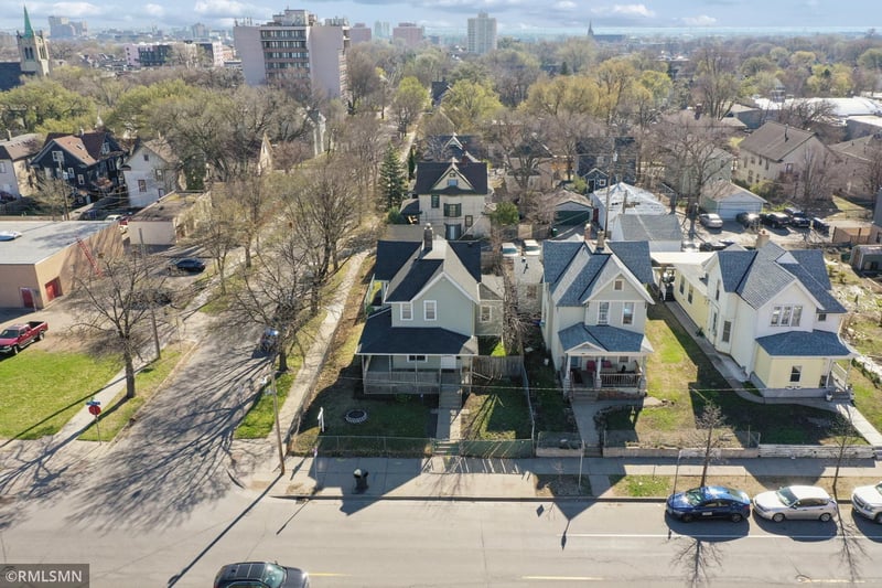 2203 Chicago Ave, Minneapolis, MN 55404
