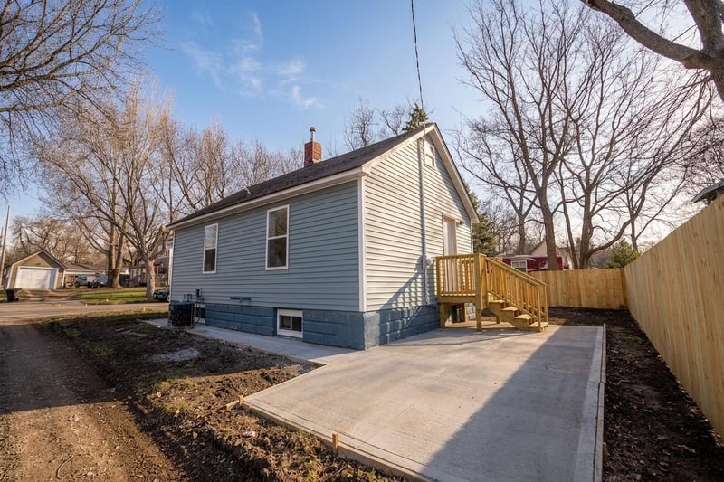 312 Grove Ave, Montevideo, MN 56265