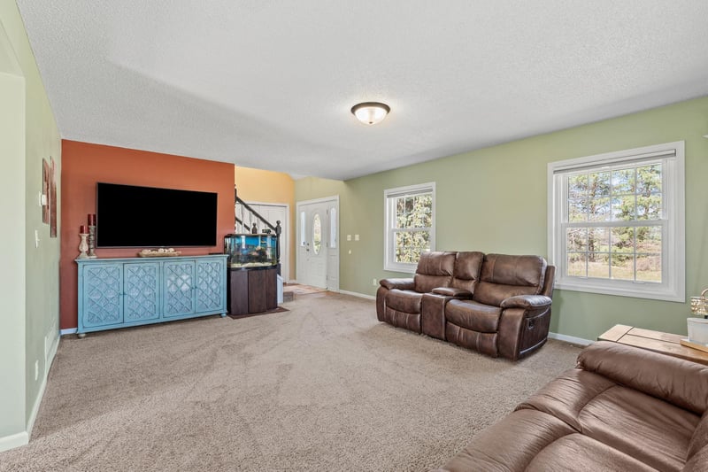 9270 261st Ave NW, Zimmerman, MN 55398