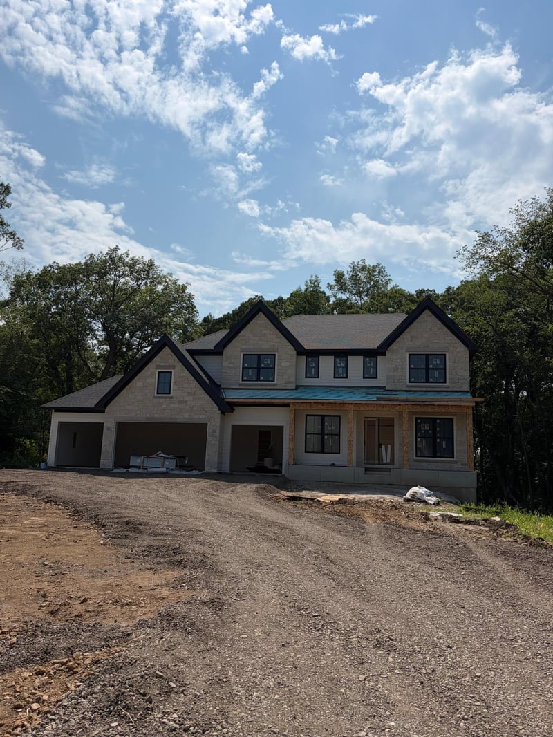 10380 Mallard Dr, Victoria, MN 55318