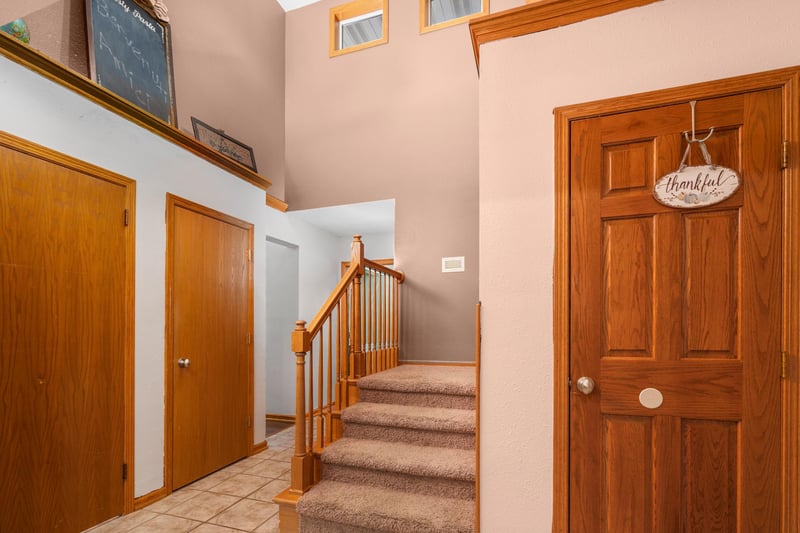 663 Roosevelt Rd, Saint Cloud, MN 56301