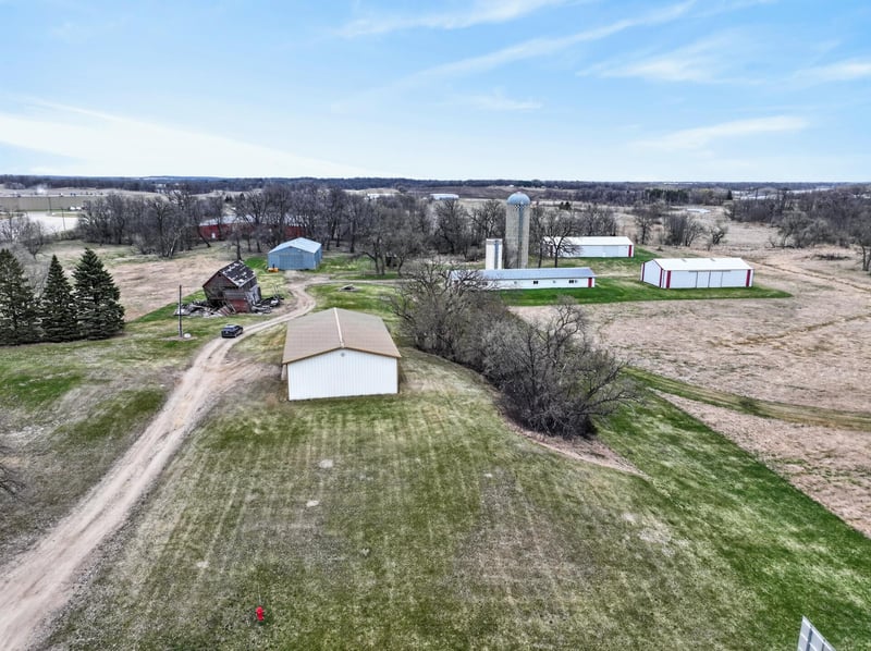 2615 34th Ave W, Alexandria, MN 56308