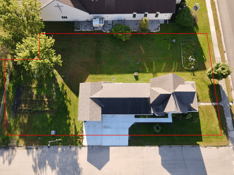 701 Douglas Ave, Henning, MN 56551