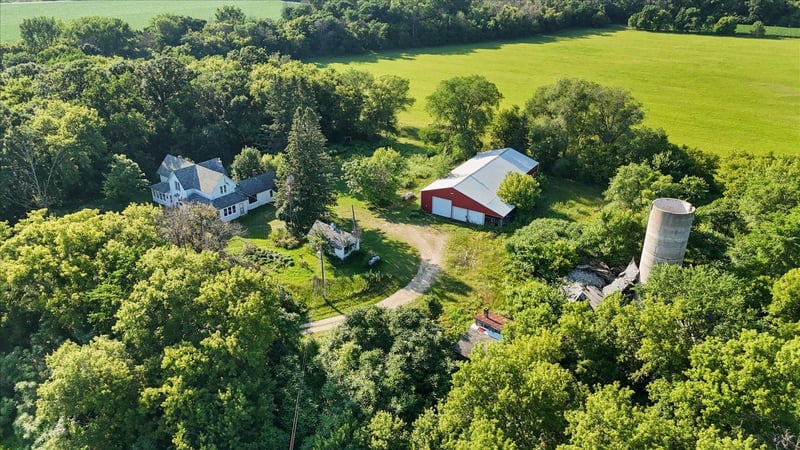 W6650 690th Ave, Beldenville, WI 54003