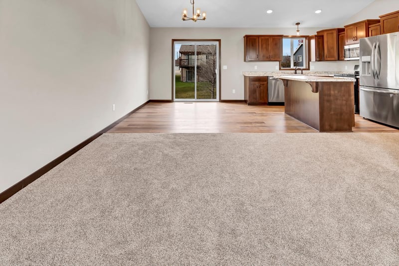 805 Prateria Ave, Avon, MN 56310