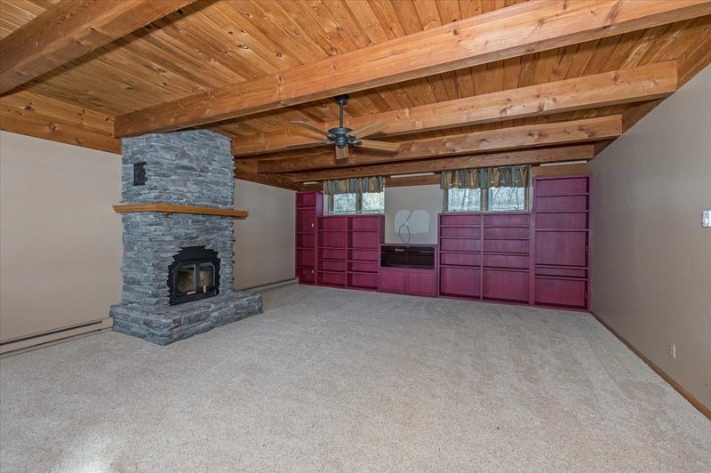 8305 S Summer Rd, Lake Nebagamon, WI 54849