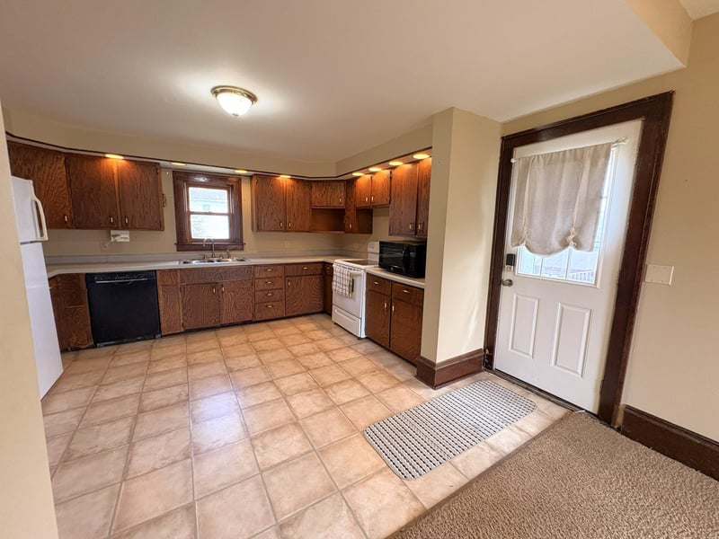 301 N 3rd St, Milan, MN 56262