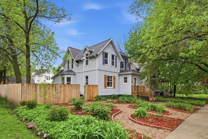 310 1st Ave SE, Glenwood, MN 56334