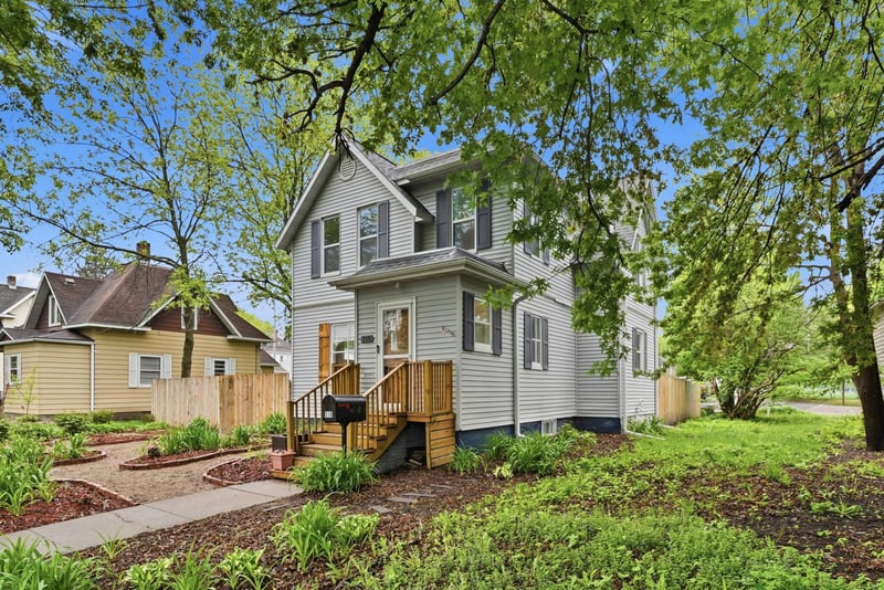 310 1st Ave SE, Glenwood, MN 56334