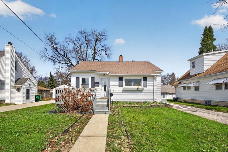 1431 1st St SE, Rochester, MN 55904