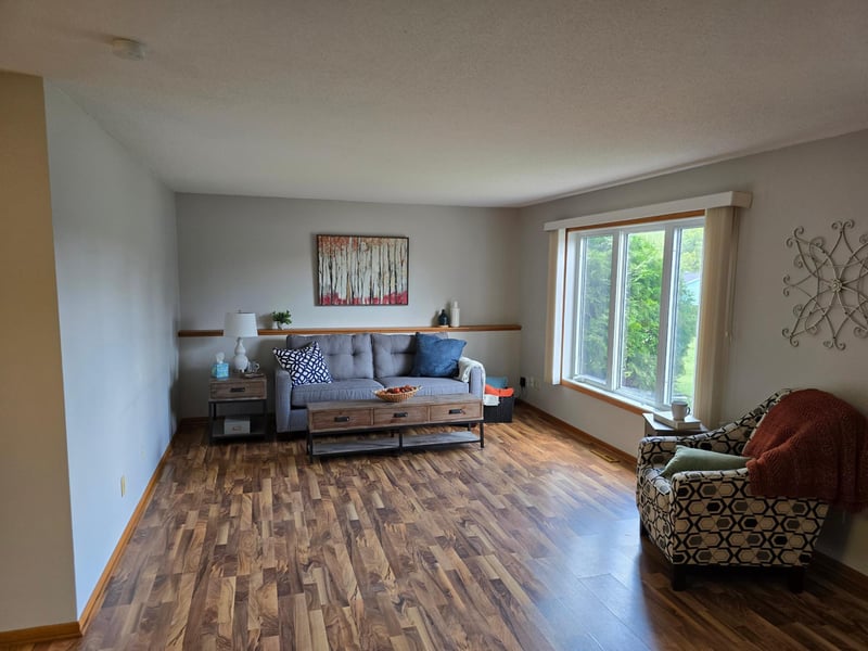 1102 Park St W #4, Cannon Falls, MN 55009