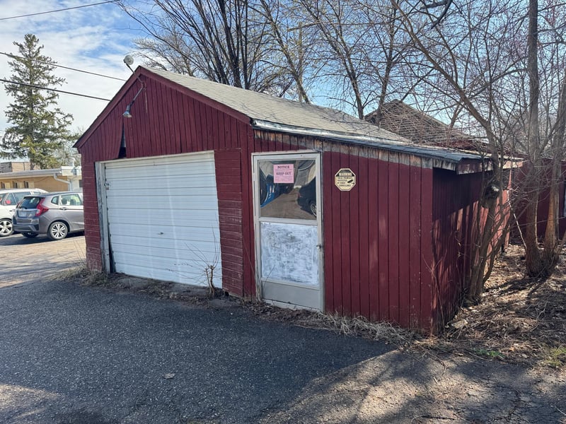 1211 Juno Ave, Saint Paul, MN 55116