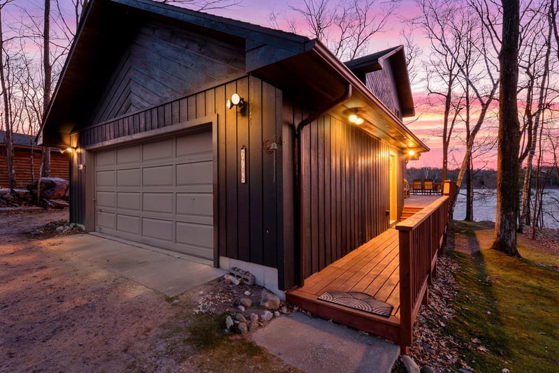 2709 1 1/2 St, Cumberland, WI 54829