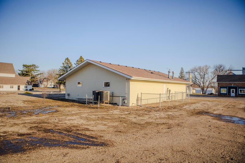118 E Main St, Cyrus, MN 56323
