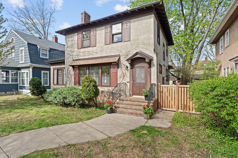 3136 Dupont Ave S, Minneapolis, MN 55408