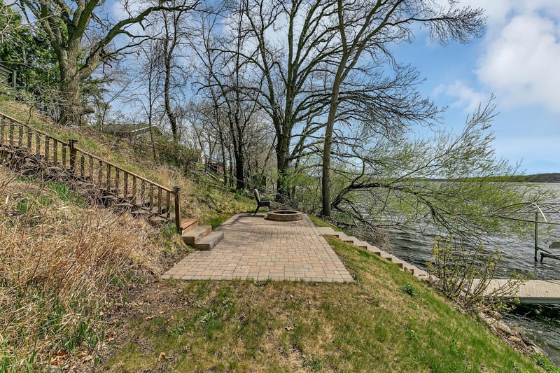 20835 Drumflower Rd, Richmond, MN 56368
