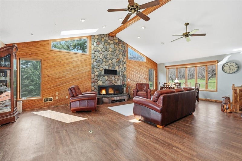 4179 Green Trl, Webster, WI 54893