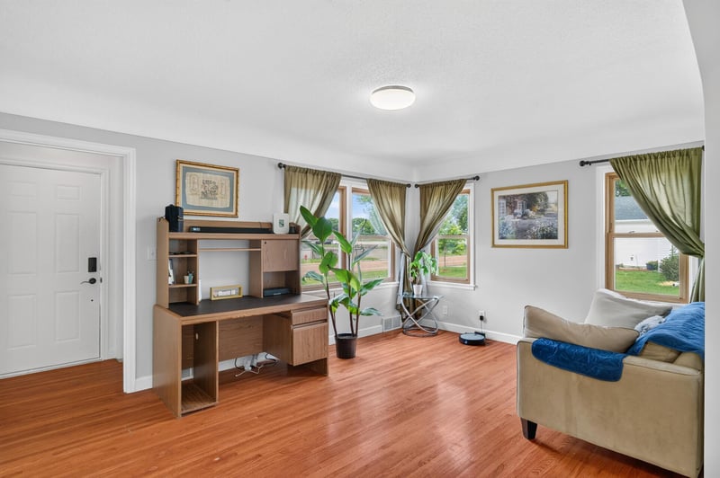 251 State Ave N, New Germany, MN 55367