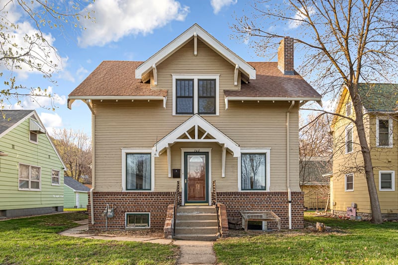 740 Belgrade Ave, North Mankato, MN 56003