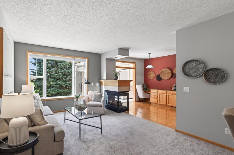 1009 Victoria Greens Blvd, Victoria, MN 55386