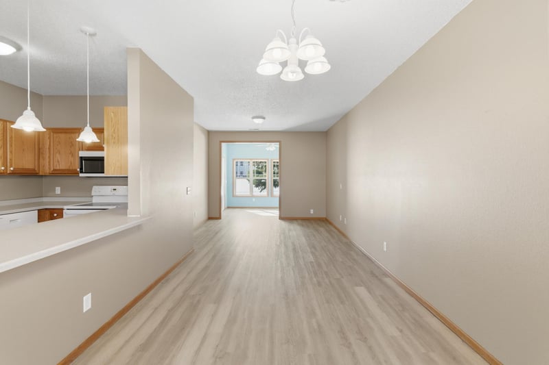 609 Dublin Ct, Mankato, MN 56001